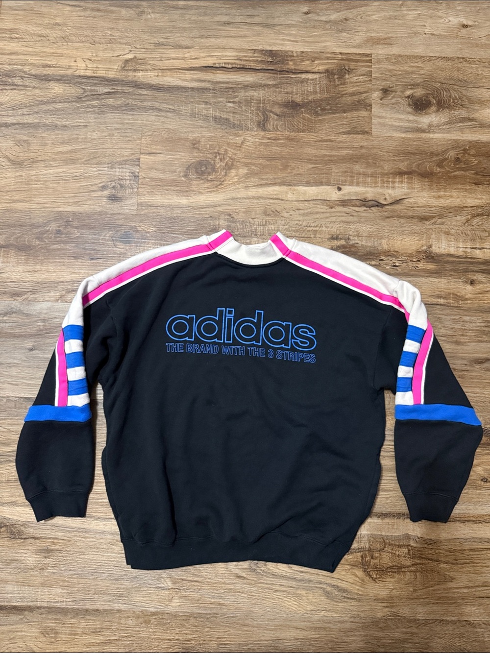 Adidas Vintage Crewneck Sweatshirt